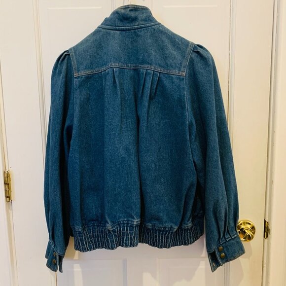Vintage Women's Jean Jacket Size Medium - Picture 11 of 11